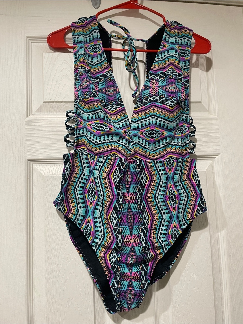 Geo-Pattern V-Neck Lace-Up One-Piece Swimsuit - Multi